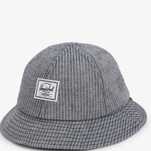 Herschel Supply Company Other - Herschel Supply Company ‘Henderson’ Bucket Hat Charcoal striped S/M Streetwear